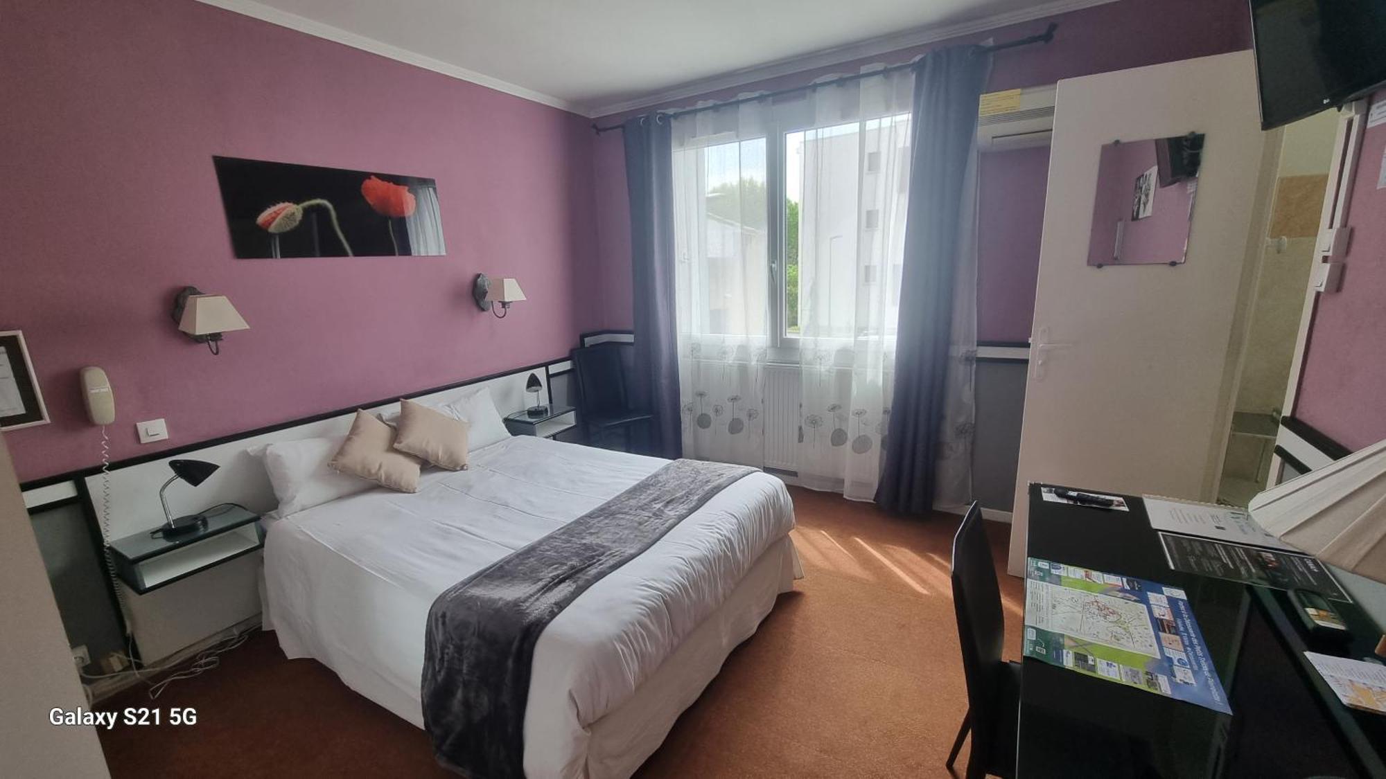 Hotel Du Tricastin بييرُلات المظهر الخارجي الصورة